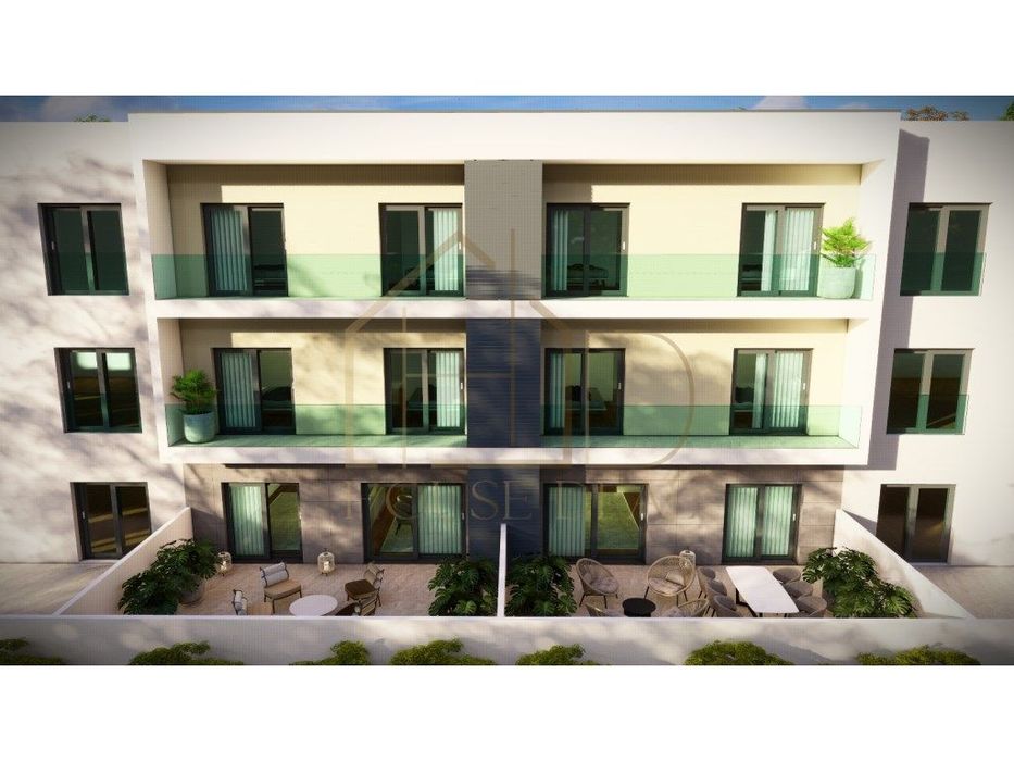 MODERNO Apartamento T1 com terraço no Pinhal do General. Fernão Ferro — Fernão Ferro, Setúbal