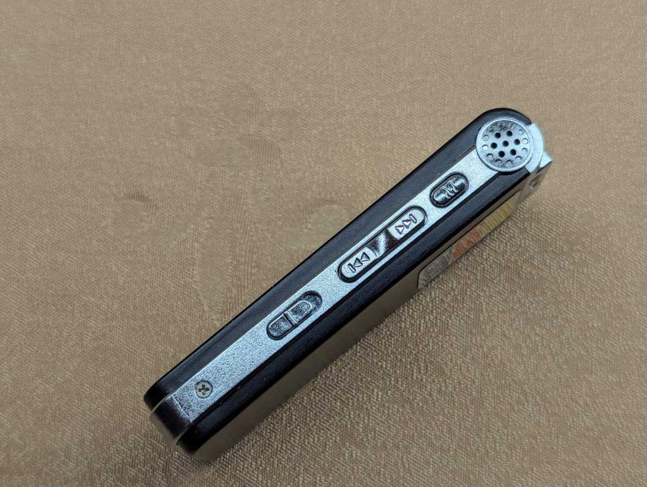 Голосовий рекордер Диктофон + MP3-плеєр 8 ГБ Чорний