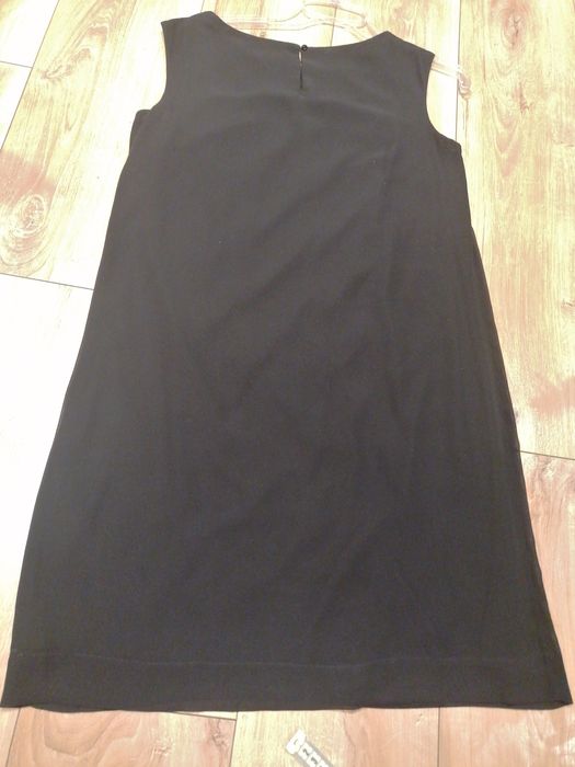 Sukienka czarna roz. M Esprit
