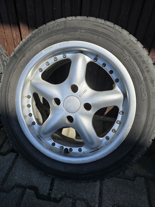 Felgi aluminiowe z oponami zimowymi R15