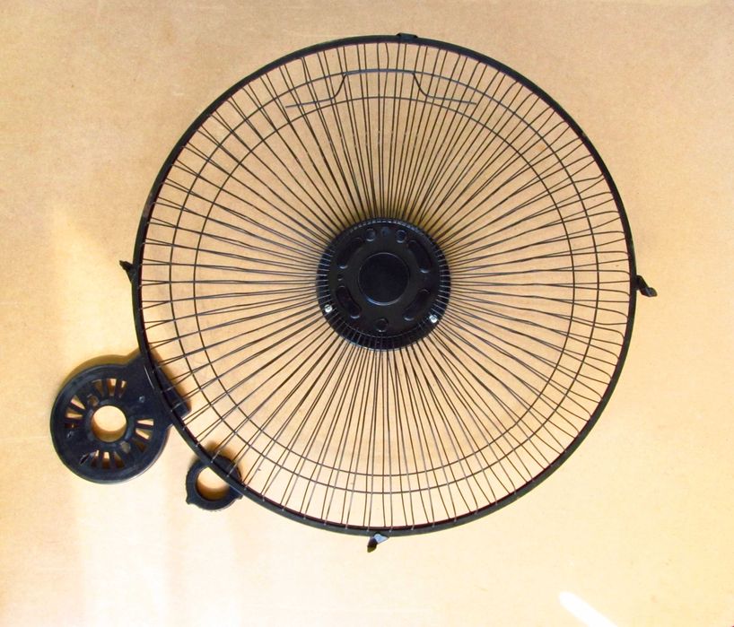Решетка домашнего вентилятора