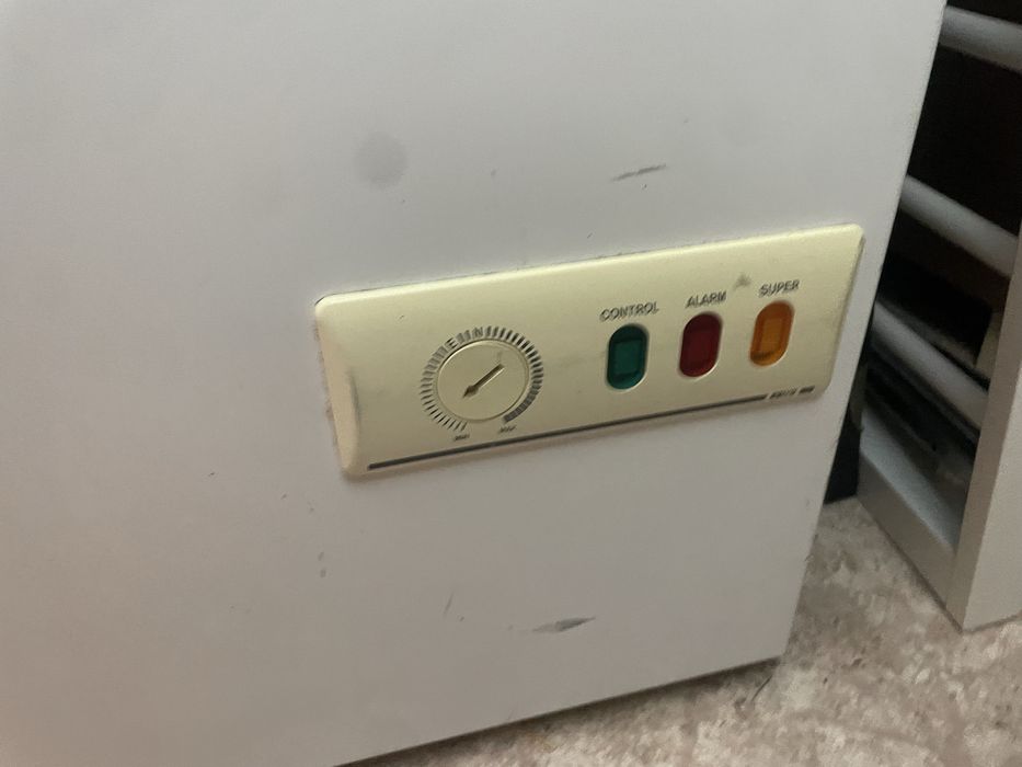 congeladora horizontal é da marca Balay