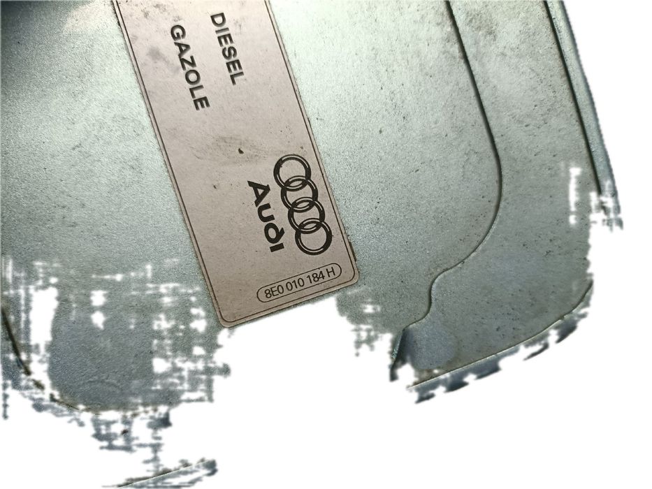 Tampa depósito combustível AUDI A4 Cabriolet (8H7, B6)
