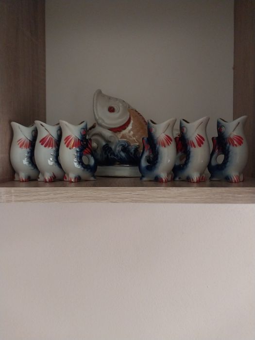 Вінтажна посуда,рибки,лебеді