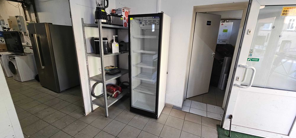 Lodówka przeszklona - chłodnia UBC IceStream SLine 350 | gw3mce