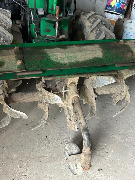 Motocultivador em perfeito estado
