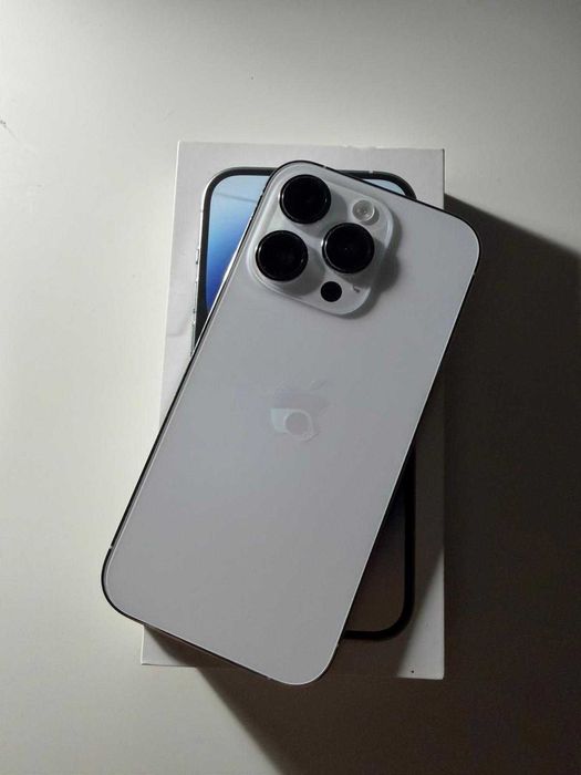 Jak Nowy iPhone 14 pro 256gb biały