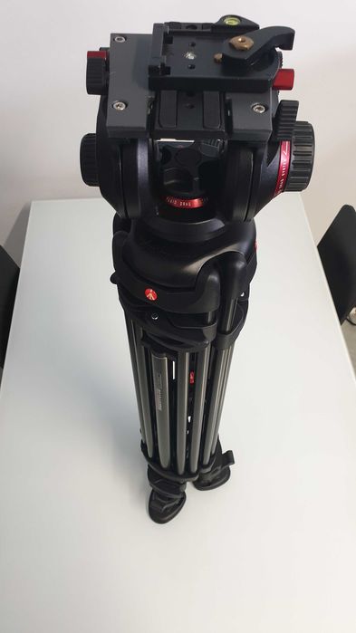 Tripé Manfrotto Midi Twin System 504 HD 546BK como novo