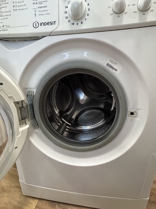 Пральна машина Indesit IWSC 51052A UA