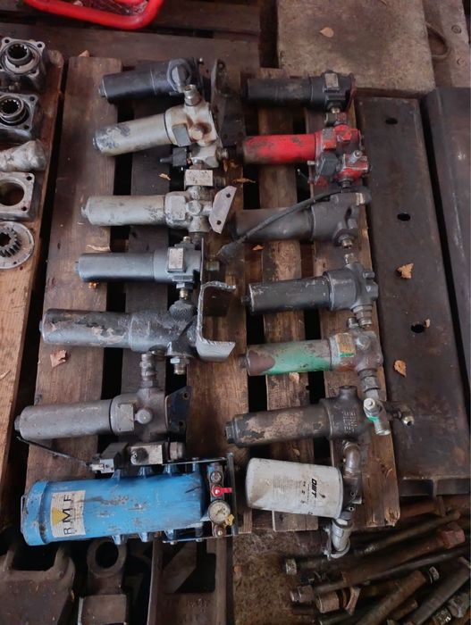 Продам гідравлічні фільтра до маніпулятора