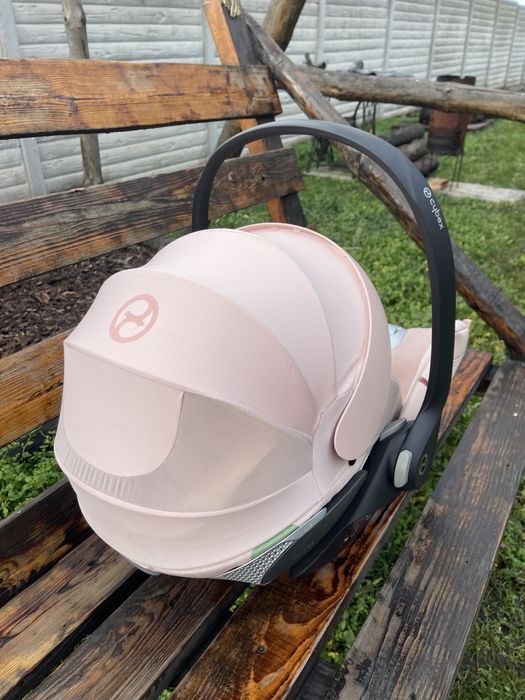 Автолюлька Cybex з поворотною базою , адаптери anex