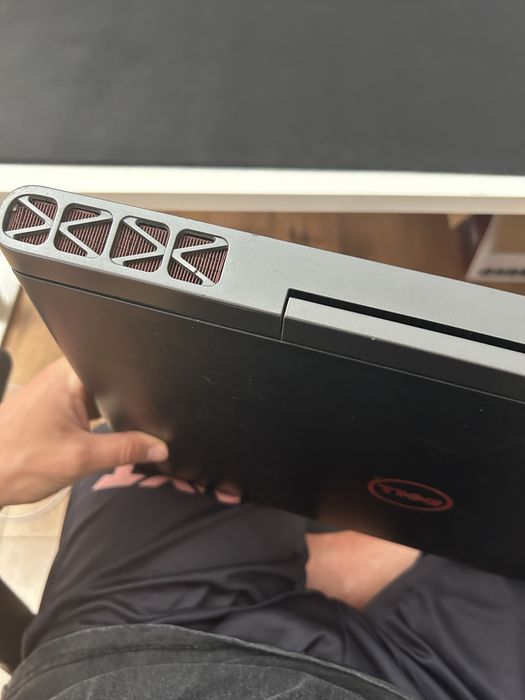 Laptop Dell Inspiron 15" (i7/16Gb RAM/128Gb SSD/1Tb HDD/ 1050TI 4GB)