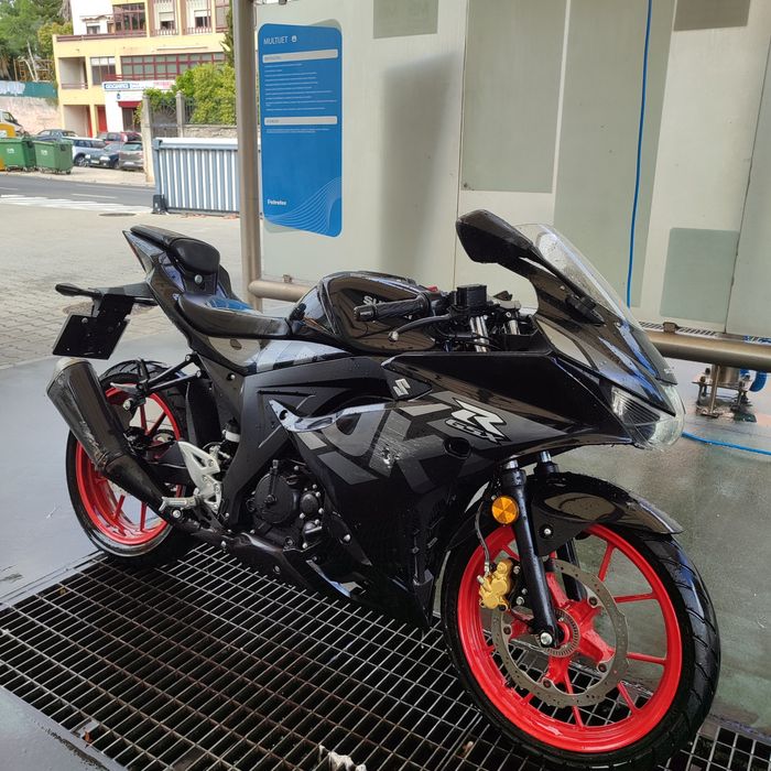 Suzuki GSX-R 125