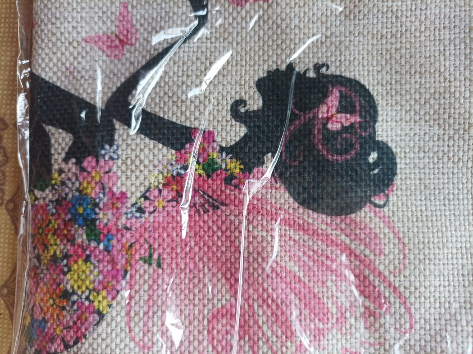 Сумка с вышивкой бисером