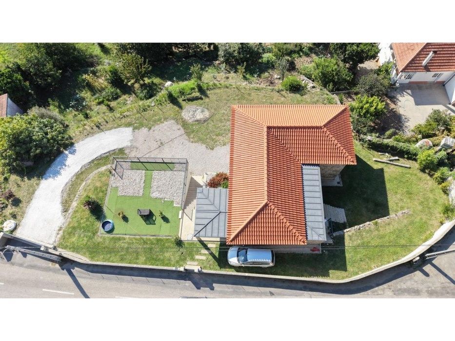 Moradia em pedra restaurada