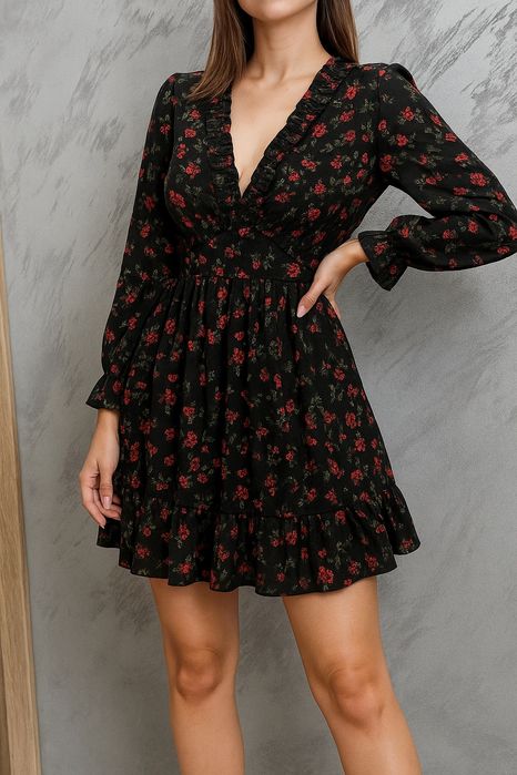 Nowa sukienka 40 czarna w kwiaty New Collection