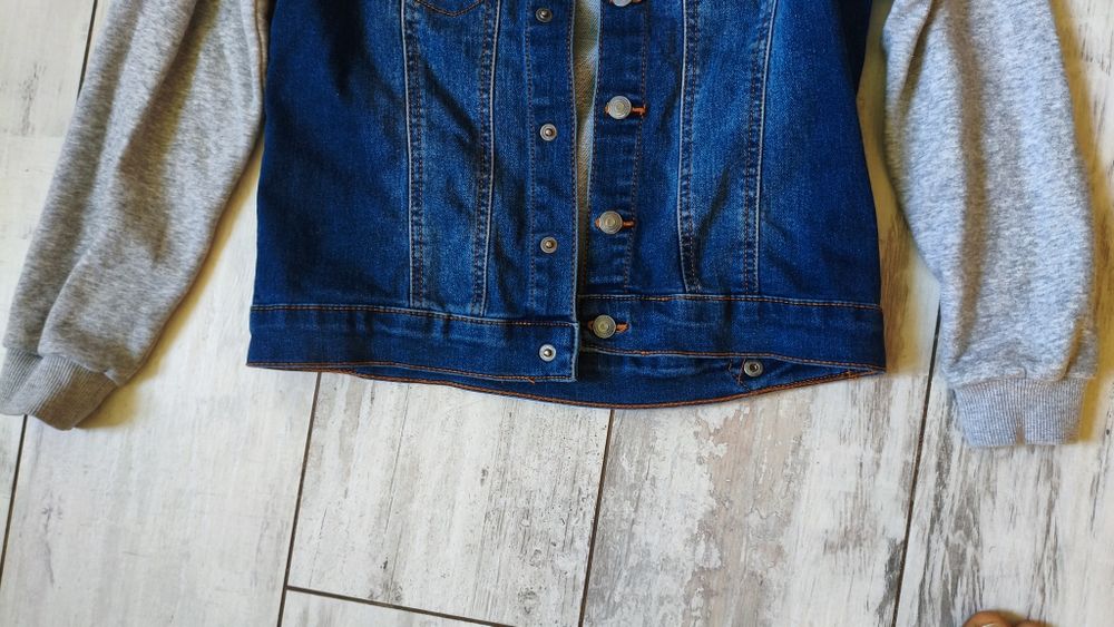 Bluza jeansowa z kapturem 146