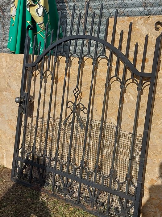Brama ,ogrodzenie ,furtka