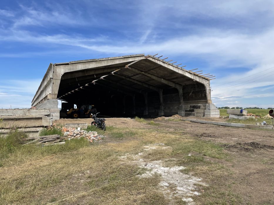 Стройматериалы железобетонные плиты