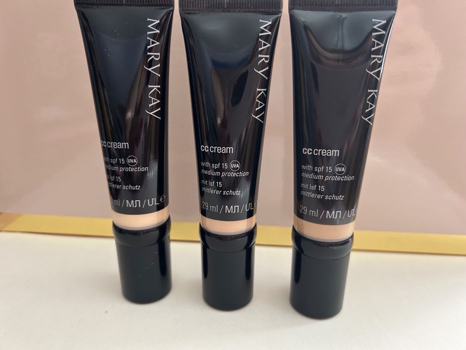 Тональна основа СС крем Мері кей  mary kay