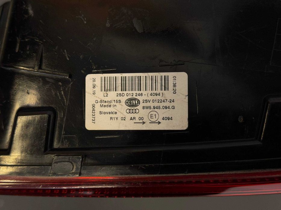 Lampy Tylne AUDI A4 B9 Przed Lift DYNAMIC