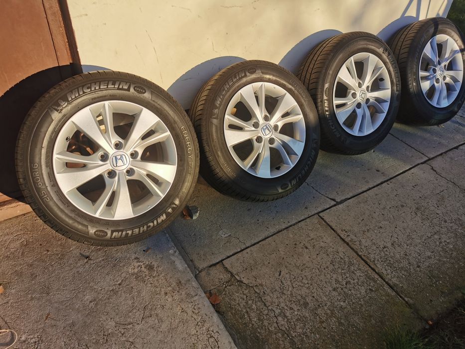 Koła honda cr-v 215/60 r16