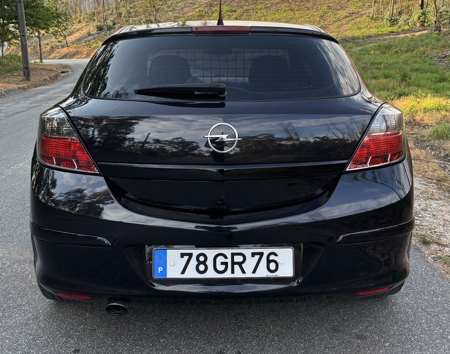 Opel Astra GTC H 1.3 110cv