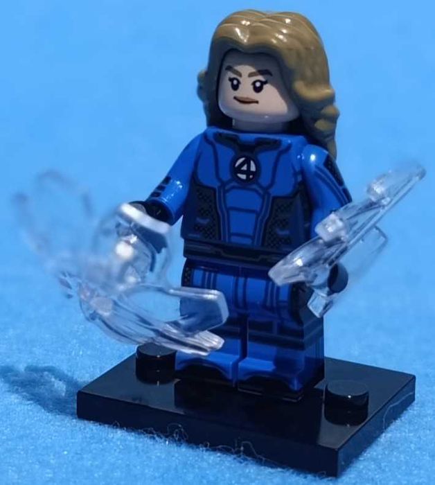 Invisible Woman v2 (Fantastic 4) (Marvel)