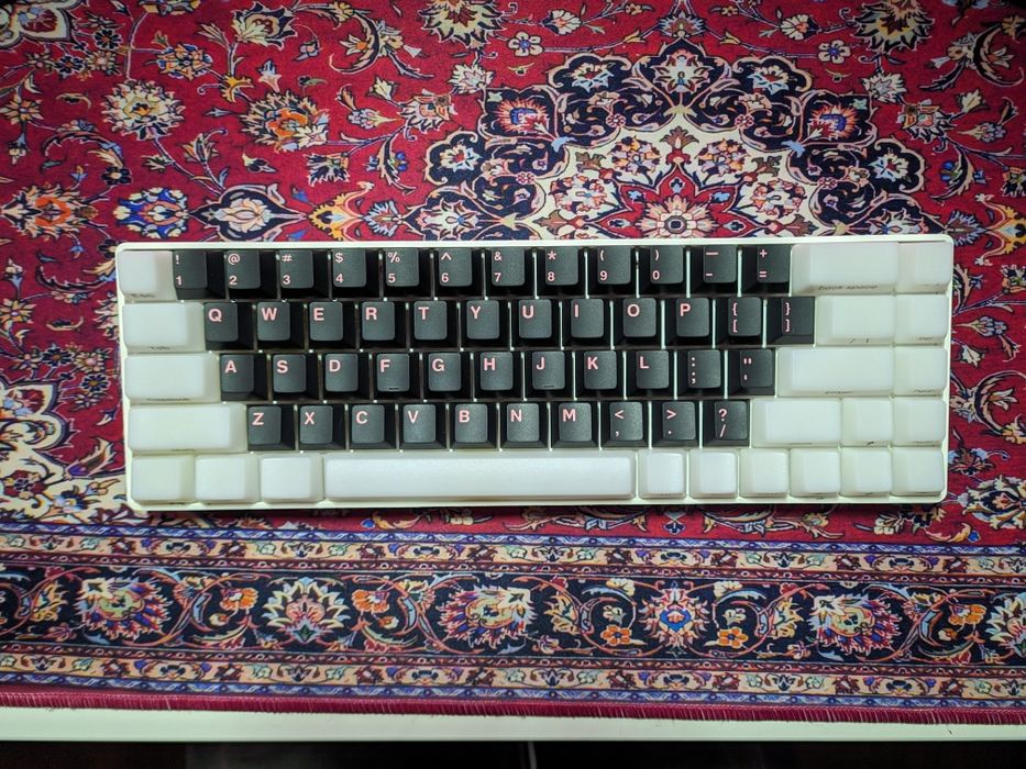 Кастомна механічна клавіатура tester68