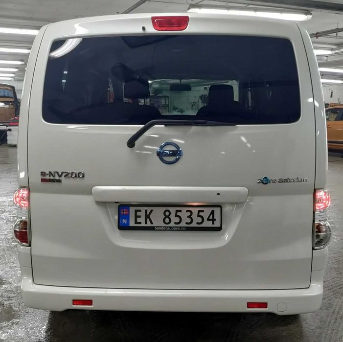 Nissan e-NV200 Evalia 40кВт, 7 місць, не фарбований, рідний пробіг