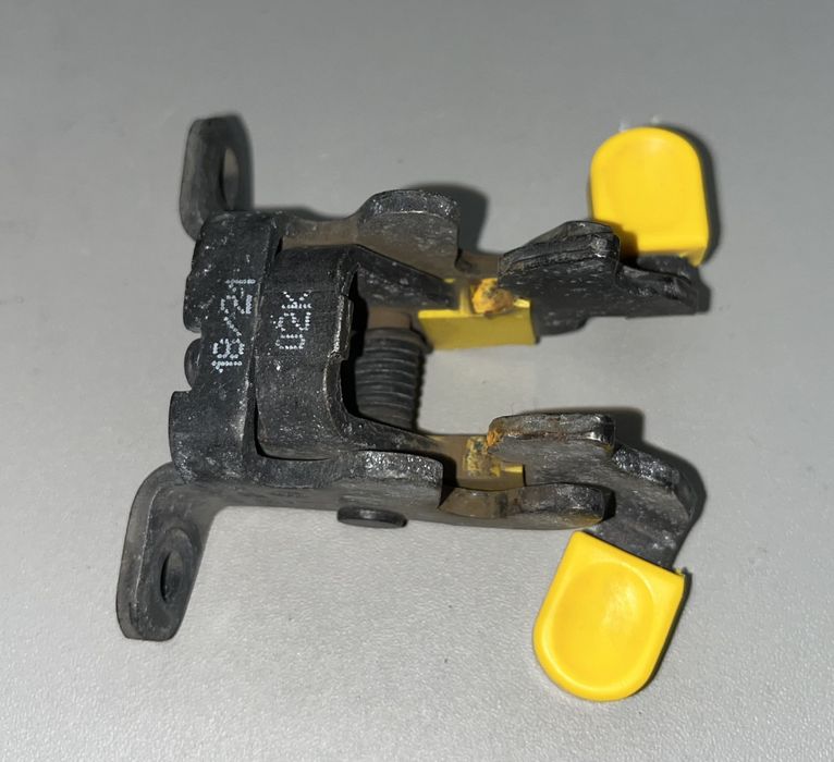 VAG VW Caddy 2020- обмежувач ходу дверей зад  ZK1299 2K7827455A