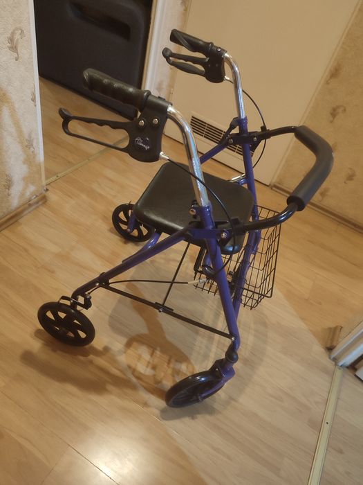 Chodzik , podpórka, wózek inwalidzki