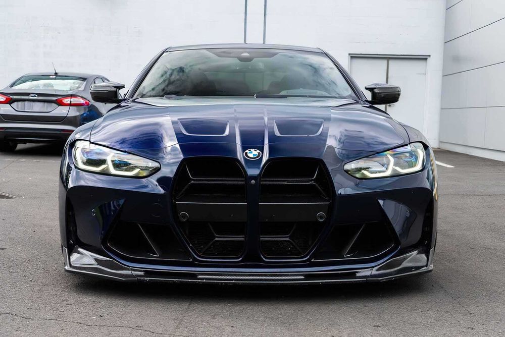 BMW M4      2021