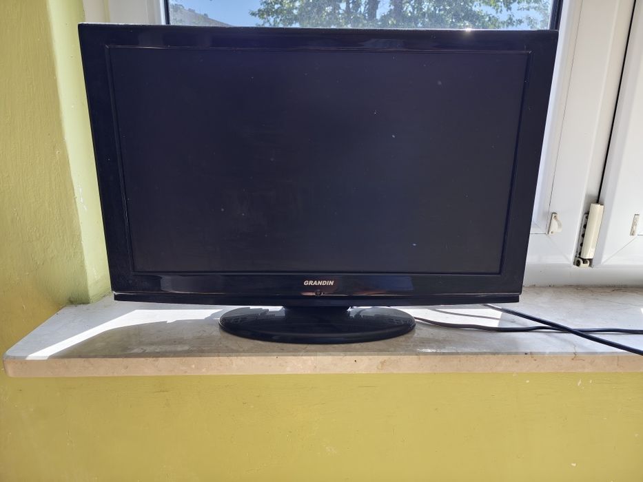 Telewizor 22 cale