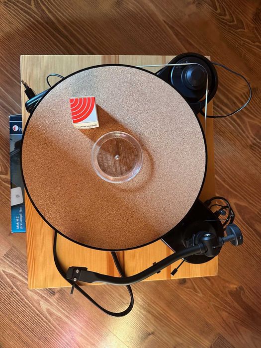 Gramofon Pro-Ject RPM 1.3 Genie - czarny - cały zestaw