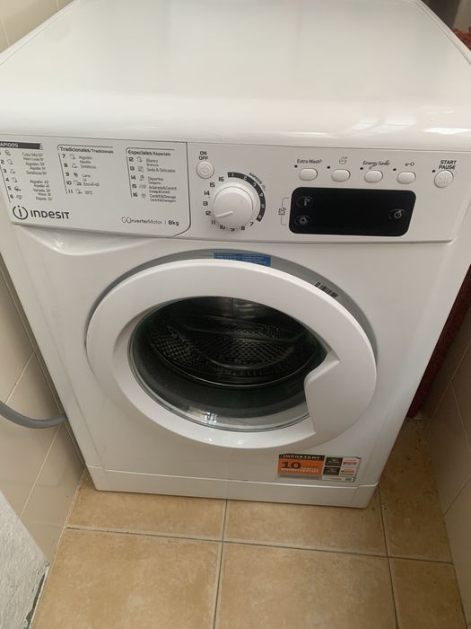 Maquina de lavar 8kg NOVA