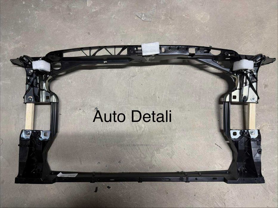 Audi A4 B9 телевізор панель радіаторів Ауді