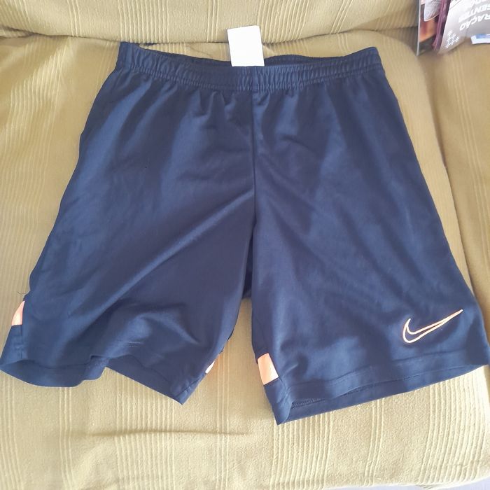 Calções criança 7/8 anos e Nike S