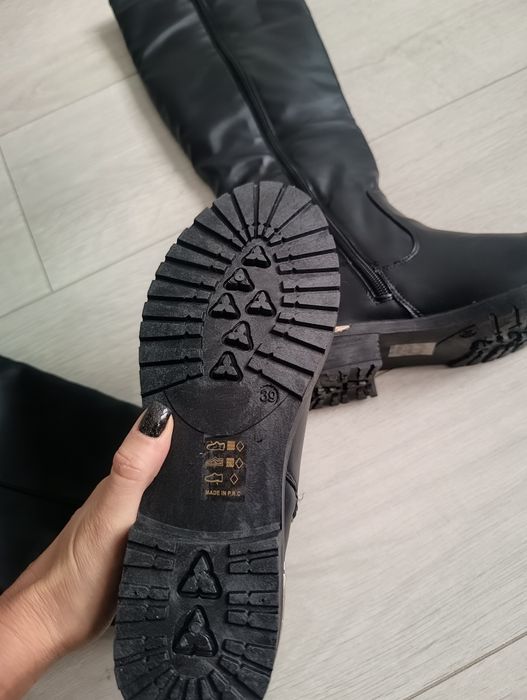 Balada czarne kozaki damskie przed kolano rozm 39 ocieplane