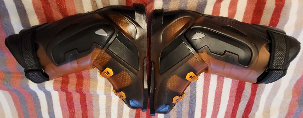 Legendarne buty narciarskie BANDIT ROSSIGNOL 27,5 - 314 mm Flex 80/90!