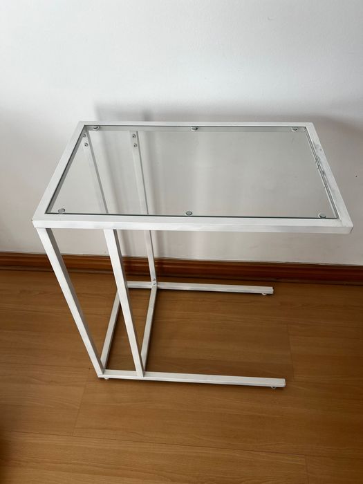 Mesa de suporte com vidro