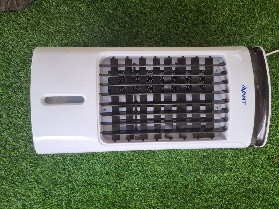 Refrigerador/humidificador de ar