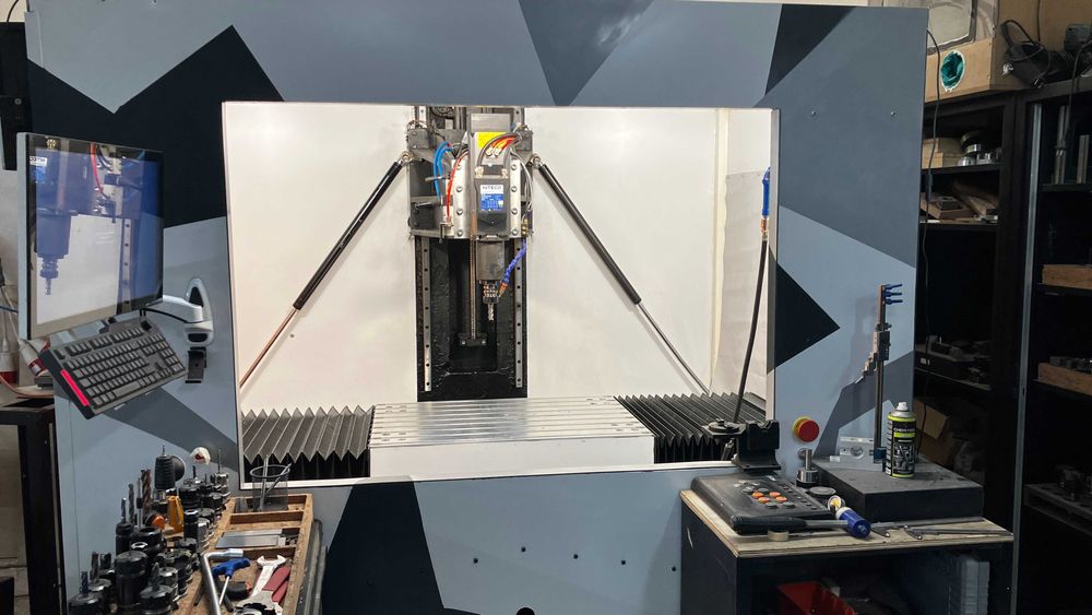 Centro de Maquinação Novo CNC metais 900x600x500 Spindle Hiteco 9.5 Kw