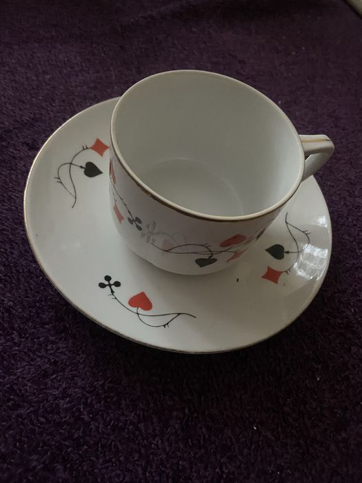 Filiżanka z talerzykiem z motywem karcianym Ćmielów