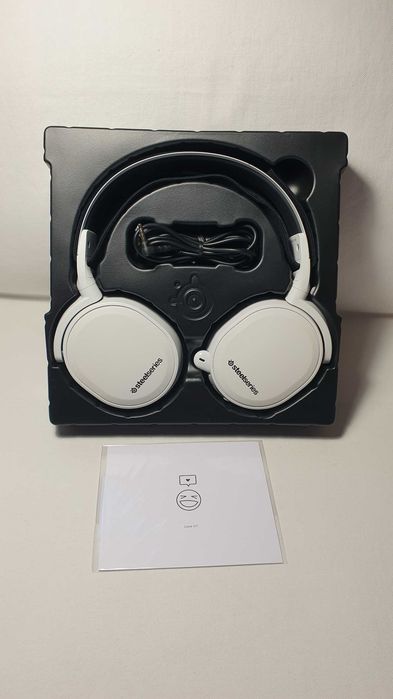 Słuchawki bezprzewodowe SteelSeries Arctis 7+WHITE - stan IDEALNY.