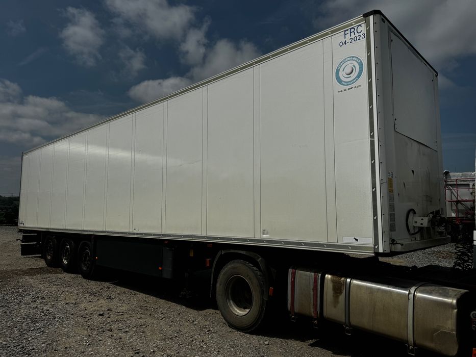 Рефрижератор напівпричіп Schmitz Cargobull SCB S3B