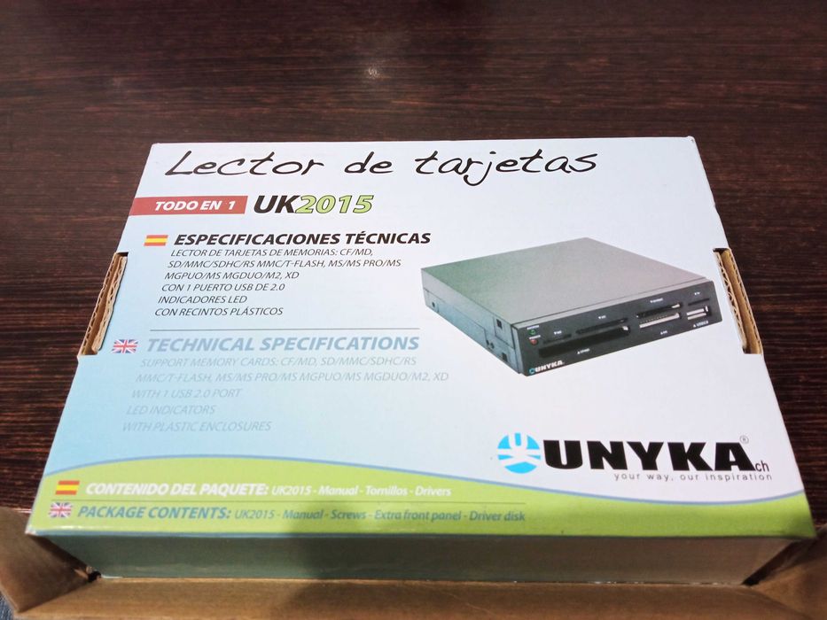 Leitor Cartões de Memória Universal - SD, COMPACT FLASH, XD, MS, etc