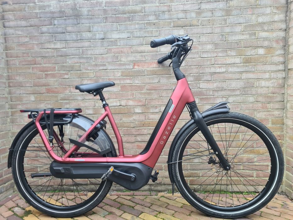 Rower Elektryczny Gazelle Avignon C8