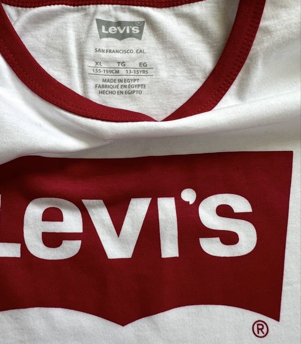 Нова футболка Levis 13-15 років 155-159 см