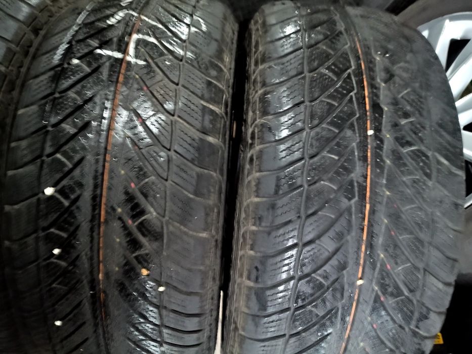 Opony zimowe 255/55/18